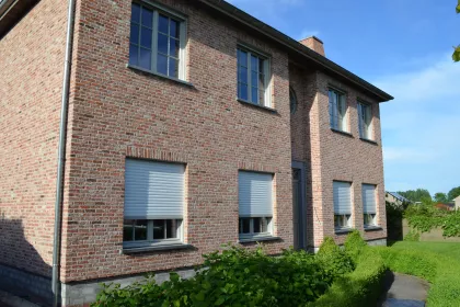 Bigger view of Metselwerken nieuwbouwwoningen regio Moorsele, Wevelgem, Menen, Kortrijk, Ledegem, Roeselare en Izegem.
