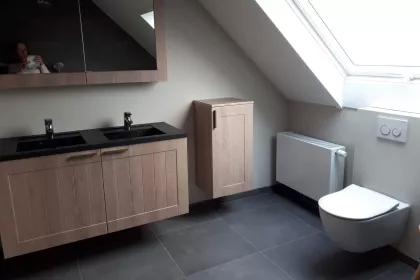 Bigger view of Badkamer renovaties regio Moorsele, Wevelgem, Menen, Kortrijk, Ledegem, Roeselare en Izegem.